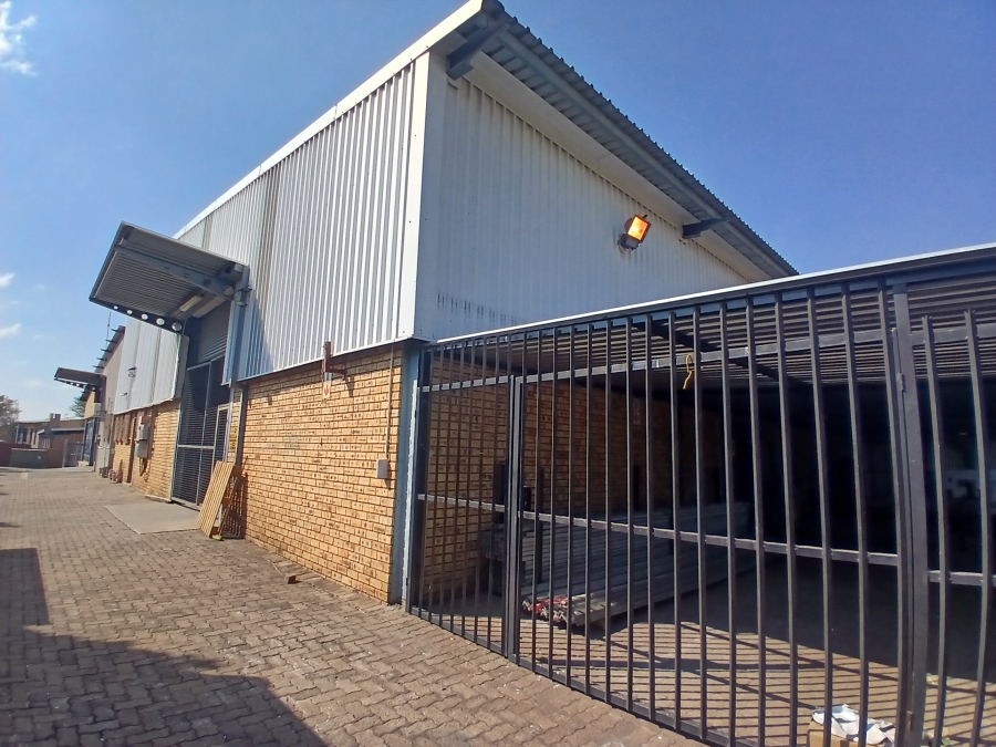 Commercial Property for Sale in Waterval East North West